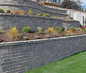 Retaining Wall Construction Services in Lynnwood, WA